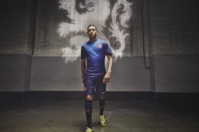 乐动官方网站-蒂姆连续20场20+创纪录，公牛体检放行，黄蜂调整名单备战全明星